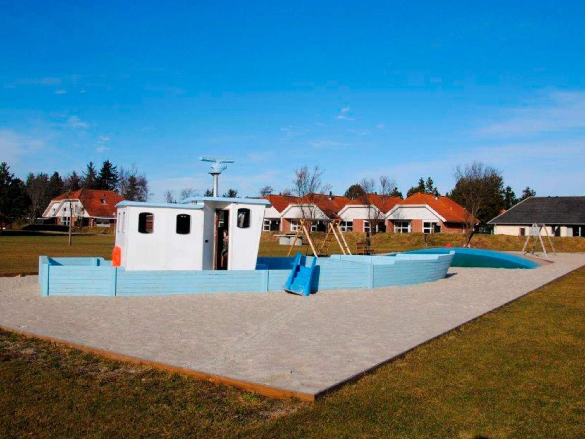 6 Person Holiday Home On A Holiday Park In Bl Vand Blåvand Exterior foto